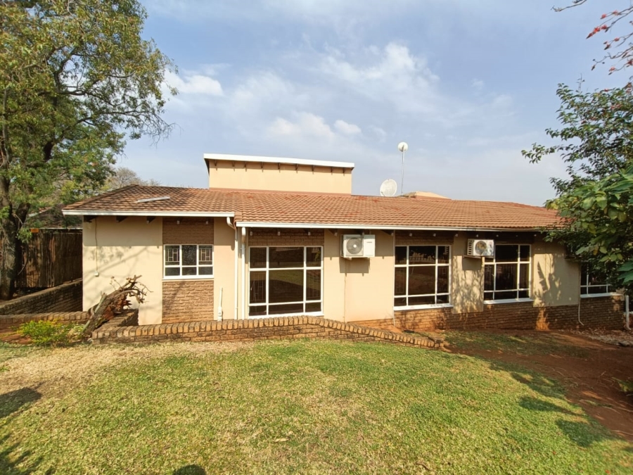 3 Bedroom Property for Sale in Safari Gardens North West